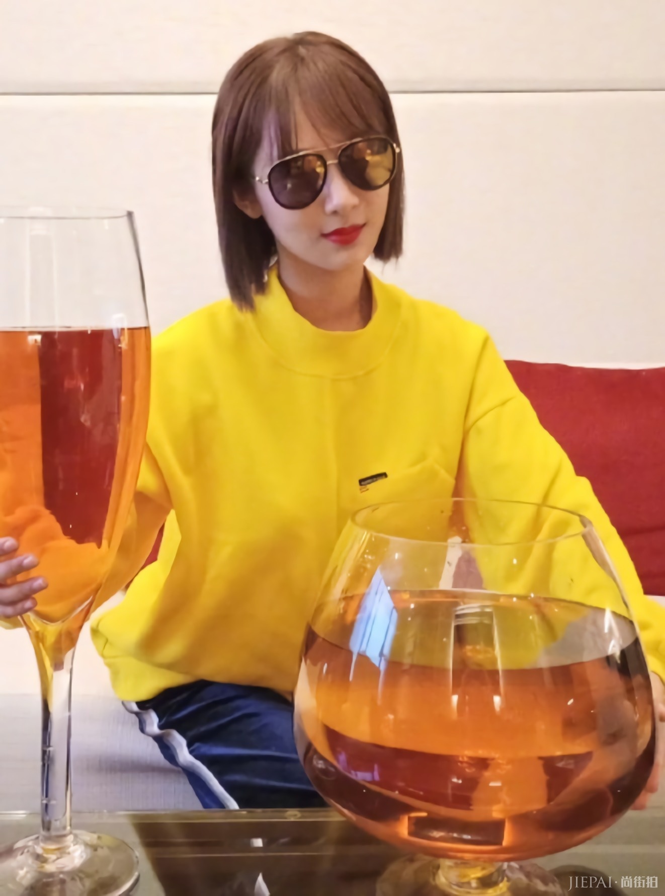 ����һ˫����ͷЬ������ʱ�֣������ҸϽ�����С��Ь��